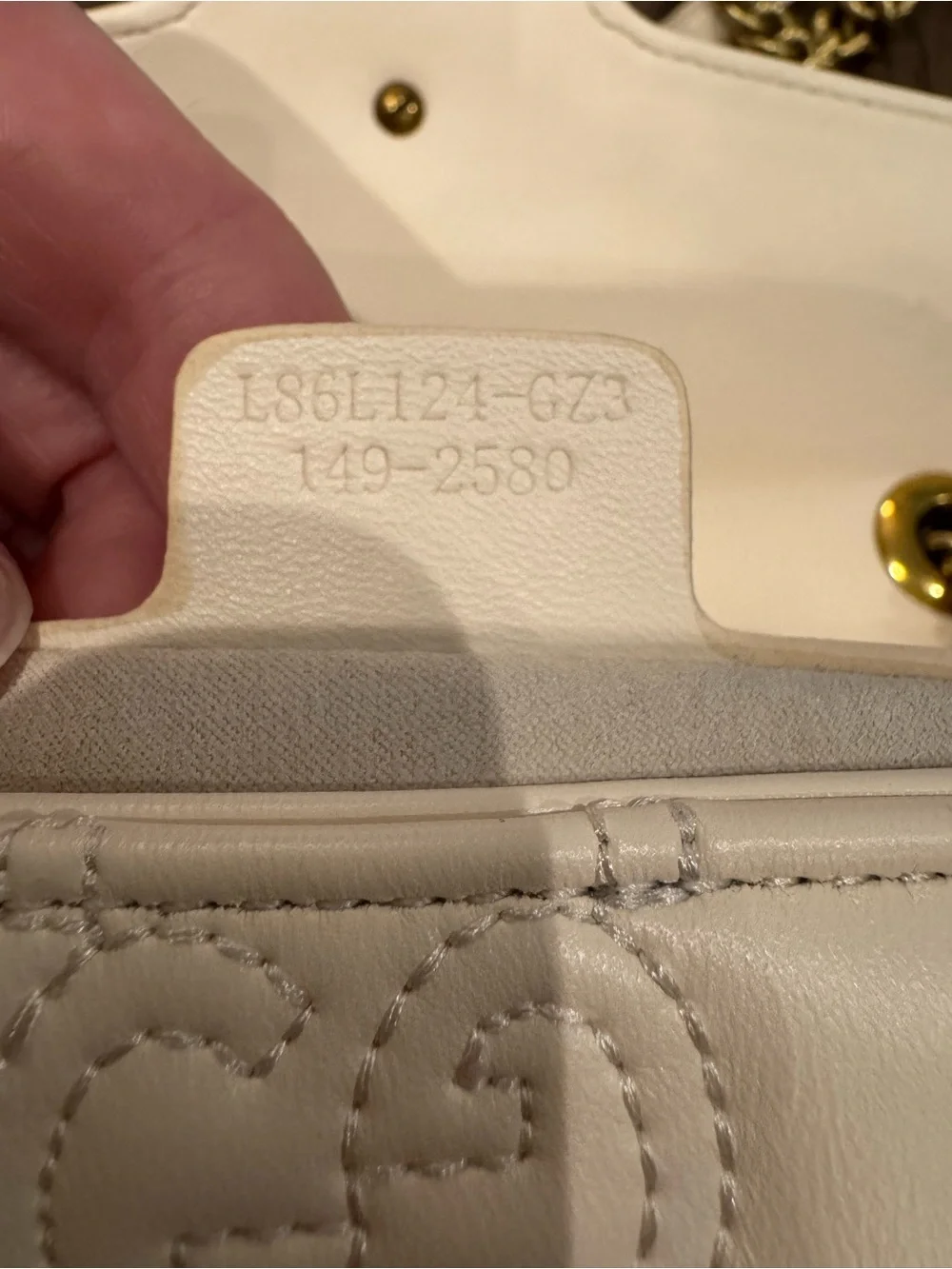 Gucci Cream GG Quilted Shoulder Bag with Gold Chain